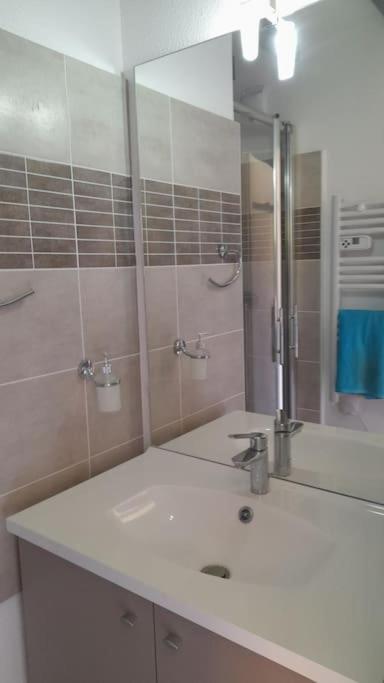 Coquet Duplex En Residence Avec Piscine La Croix-Valmer Eksteriør bilde
